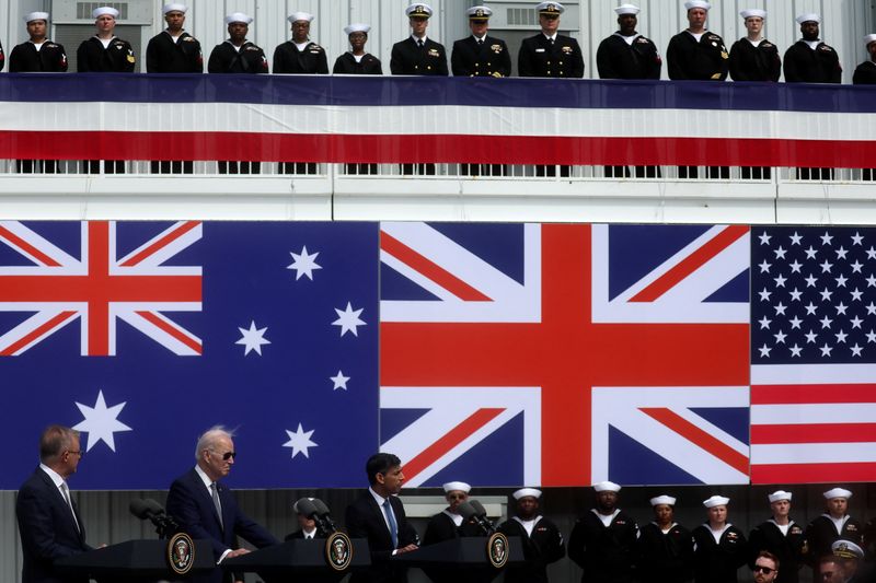 The US State Department cuts arms licenses to Great Britain and Australia to promote AUKUS